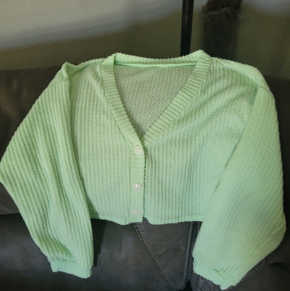 Light green FOREVER 21 3 button cardigan